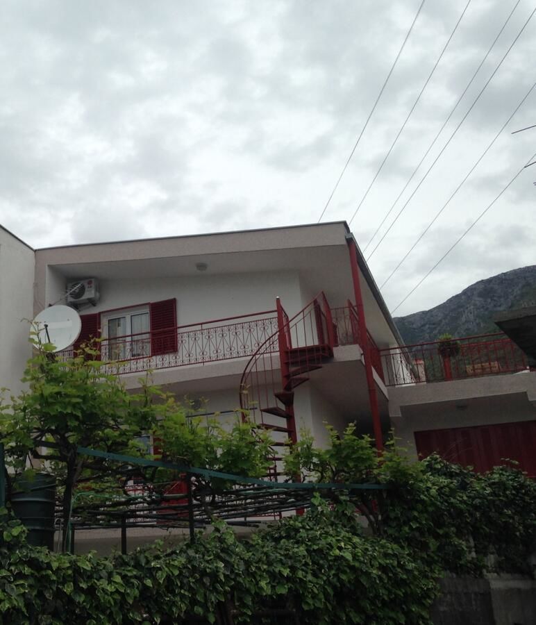 Апартаменты Apartments Miljanic Сутоморе-9