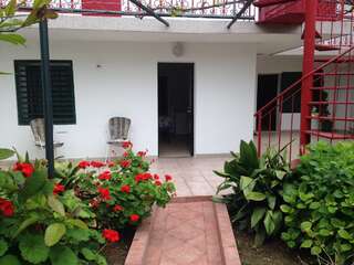 Апартаменты Apartments Miljanic Сутоморе Апартаменты с 2 спальнями-13