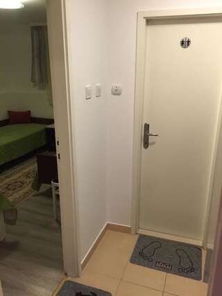 Апартаменты Apartments Miljanic Сутоморе Апартаменты с 2 спальнями-78