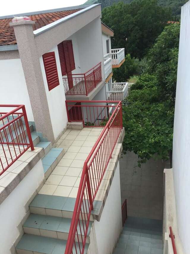 Апартаменты Apartments Miljanic Сутоморе-5