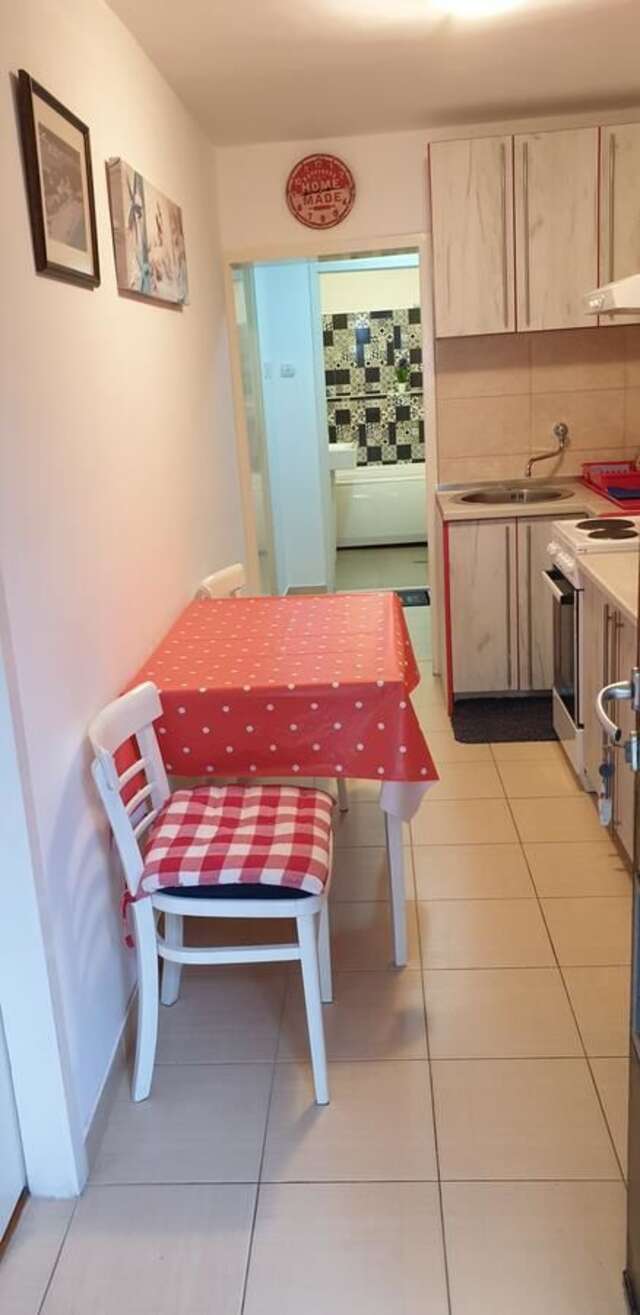 Апартаменты Apartments Miljanic Сутоморе-37